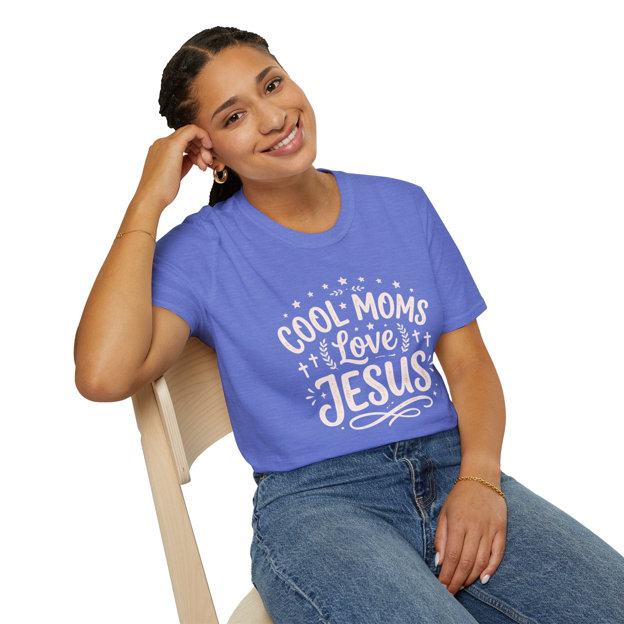 “Cool Moms Love Jesus” T-Shirt ✝️💖