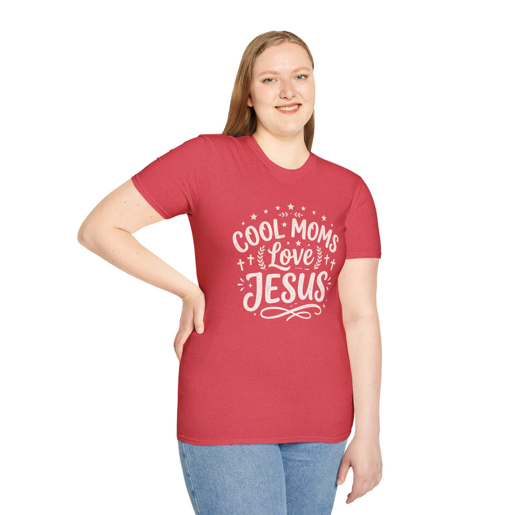 “Cool Moms Love Jesus” T-Shirt ✝️💖