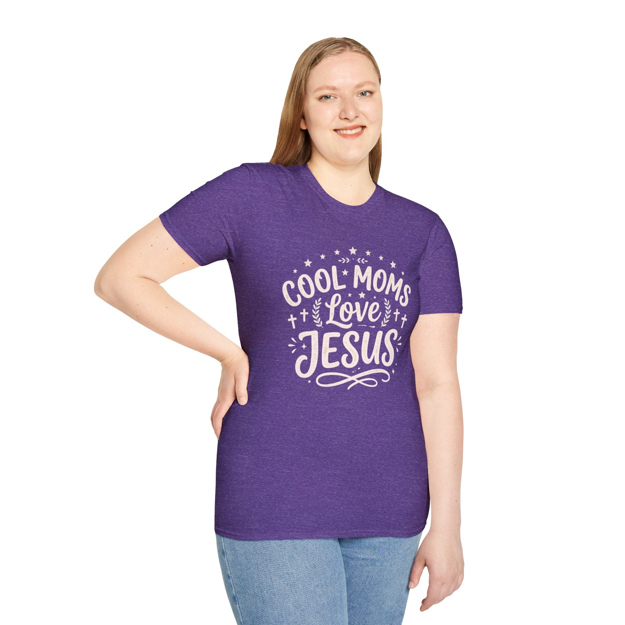 “Cool Moms Love Jesus” T-Shirt ✝️💖